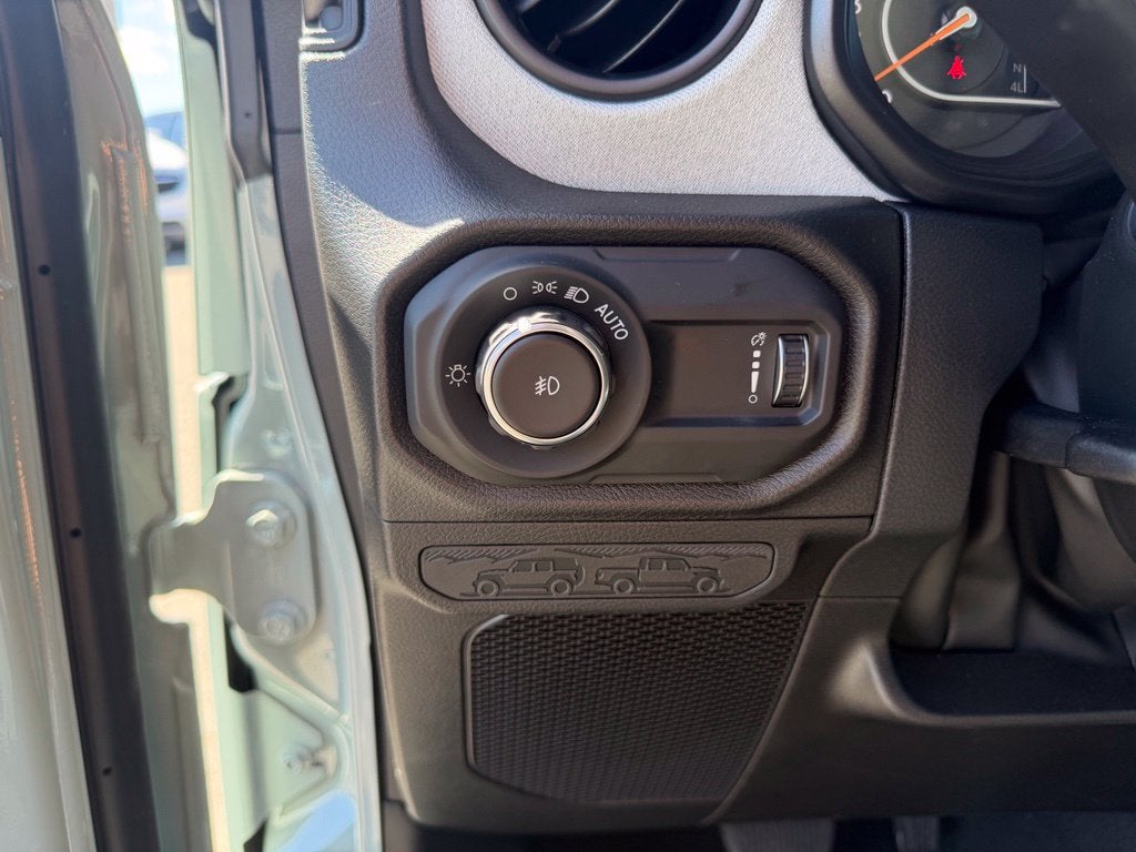 2027 Jeep Wrangler WRANGLER 4-DOOR SPORT S