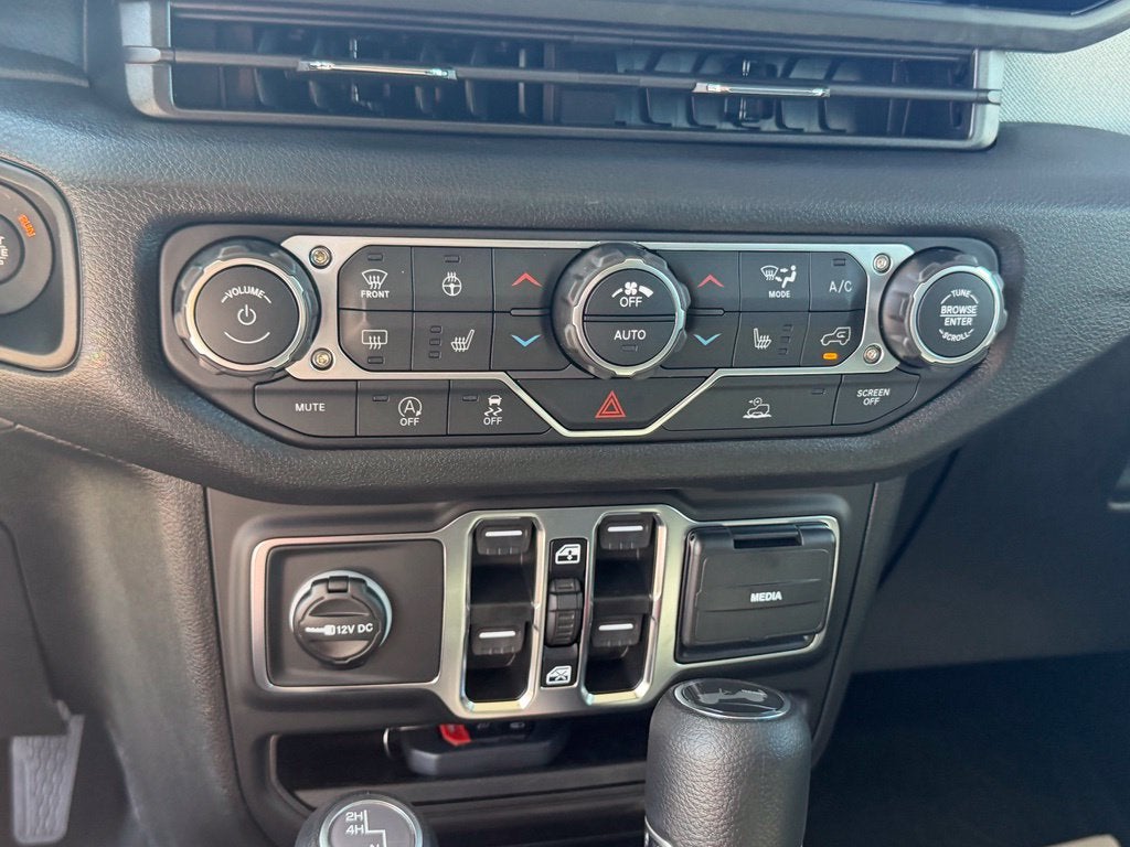 2027 Jeep Wrangler WRANGLER 4-DOOR SPORT S