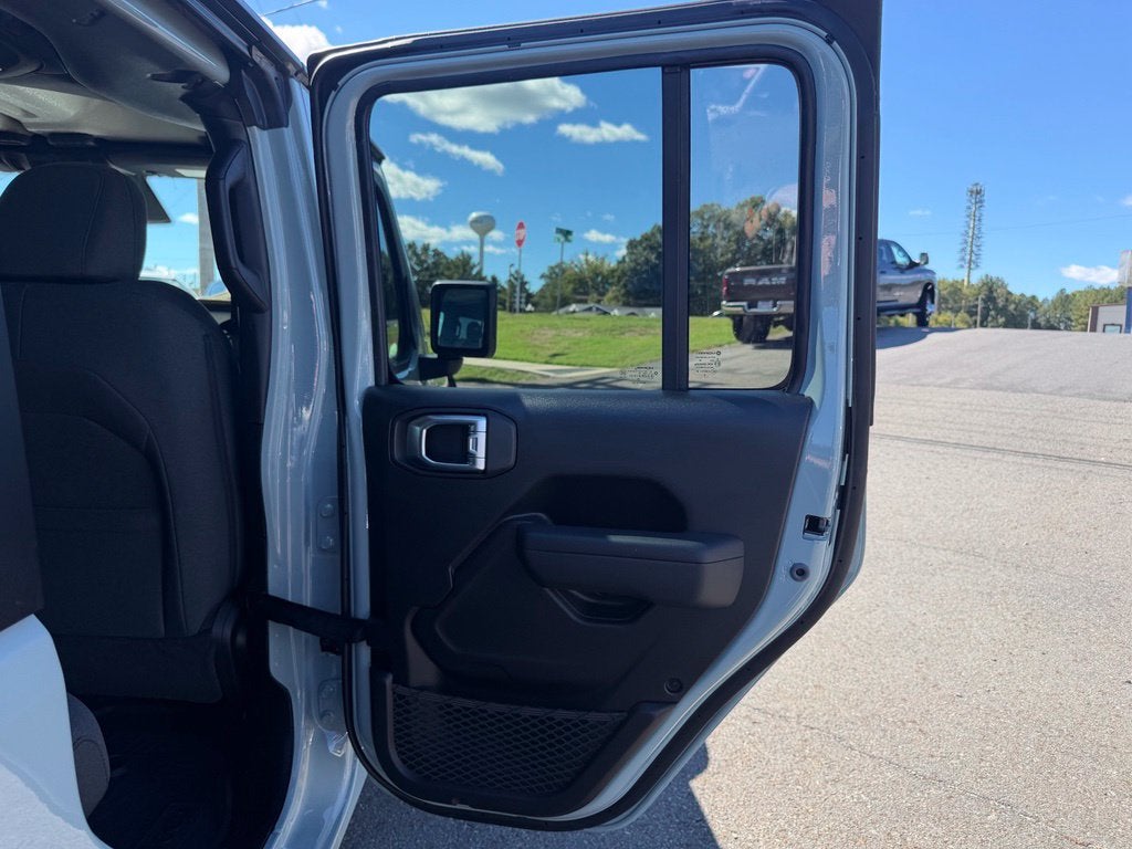 2027 Jeep Wrangler WRANGLER 4-DOOR SPORT S