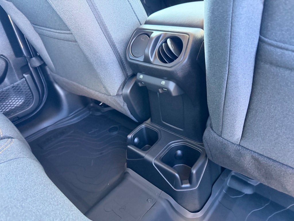 2027 Jeep Wrangler WRANGLER 4-DOOR SPORT S