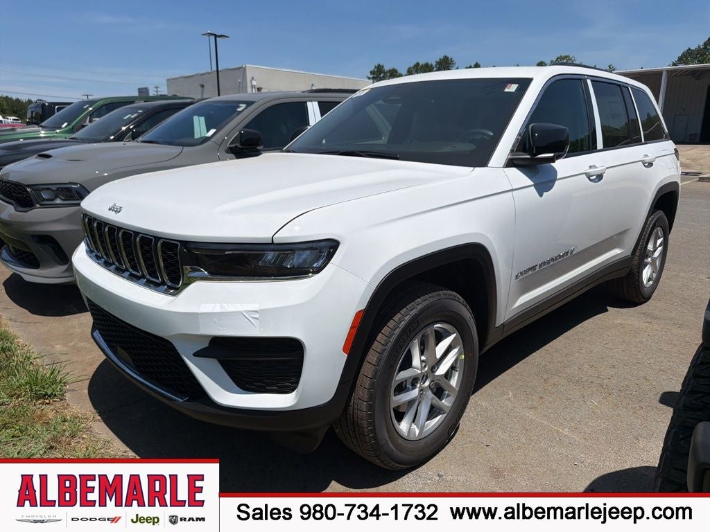 2026 Jeep Grand Cherokee GRAND CHEROKEE LAREDO 4X2