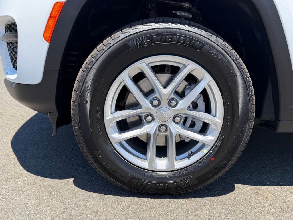 2026 Jeep Grand Cherokee GRAND CHEROKEE LAREDO 4X2