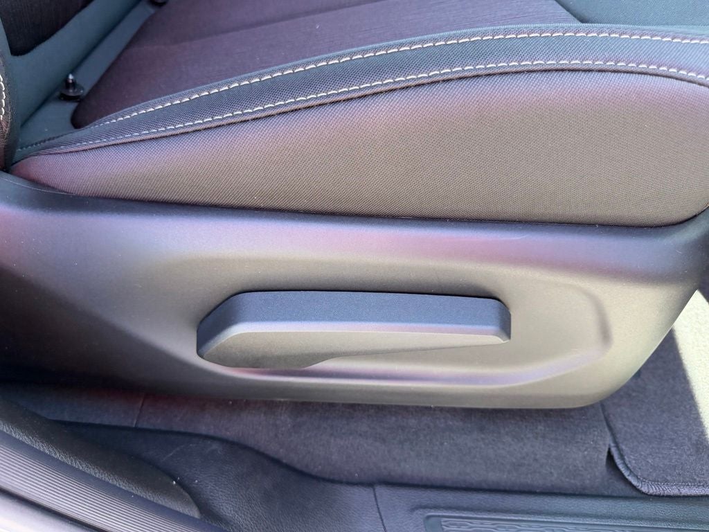 2026 Jeep Grand Cherokee GRAND CHEROKEE LAREDO 4X2