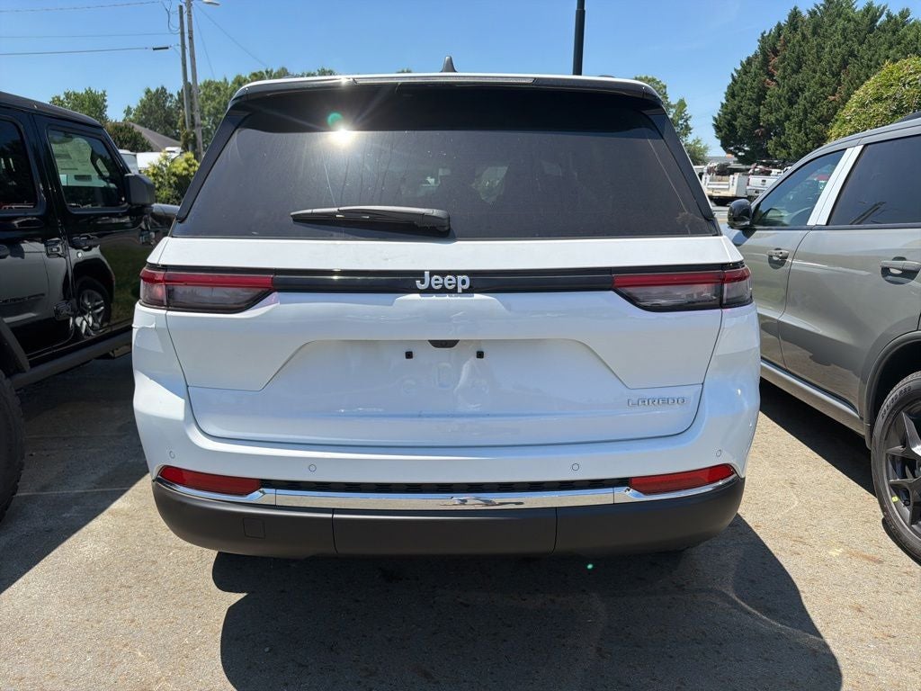 2026 Jeep Grand Cherokee GRAND CHEROKEE LAREDO 4X2