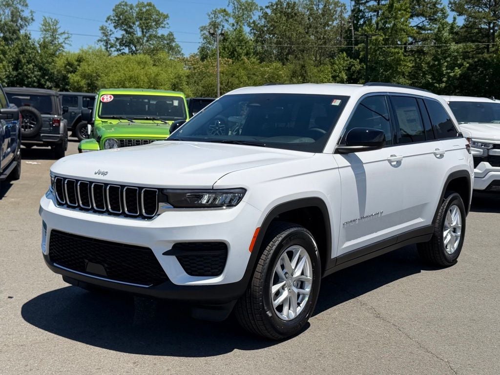 2026 Jeep Grand Cherokee GRAND CHEROKEE LAREDO 4X2