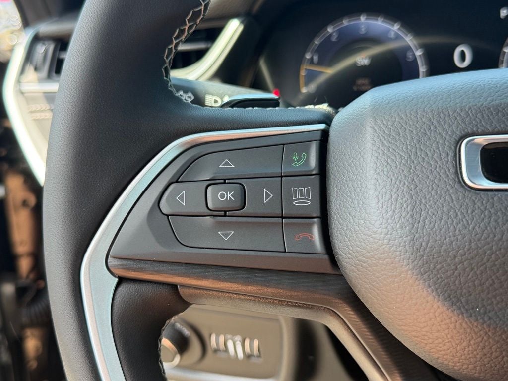 2026 Jeep Grand Cherokee GRAND CHEROKEE LAREDO 4X2