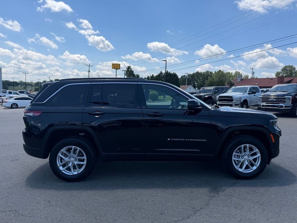 2026 Jeep Grand Cherokee GRAND CHEROKEE LAREDO 4X2