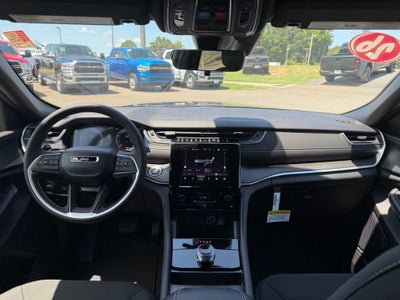 2026 Jeep Grand Cherokee GRAND CHEROKEE LAREDO 4X2