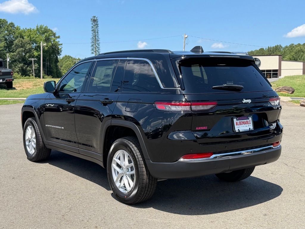2026 Jeep Grand Cherokee GRAND CHEROKEE LAREDO 4X2