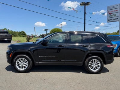 2026 Jeep Grand Cherokee GRAND CHEROKEE LAREDO 4X2