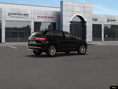2026 Jeep Grand Cherokee GRAND CHEROKEE LAREDO X 4X4