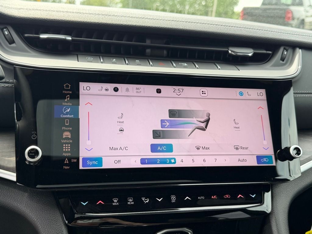 2026 Jeep Grand Cherokee GRAND CHEROKEE LAREDO ALTITUDE 4X4