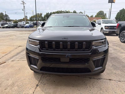 2027 Jeep Grand Cherokee GRAND CHEROKEE LIMITED 4X4
