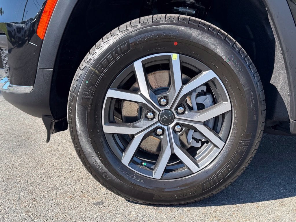 2027 Jeep Grand Cherokee GRAND CHEROKEE L LAREDO X 4X4