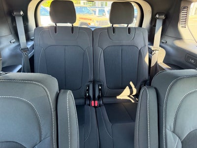 2027 Jeep Grand Cherokee GRAND CHEROKEE L LAREDO X 4X4