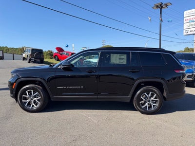 2027 Jeep Grand Cherokee GRAND CHEROKEE L LAREDO X 4X4
