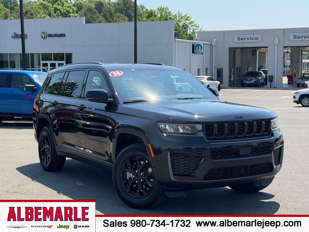 2026 Jeep Grand Cherokee GRAND CHEROKEE L LAREDO ALTITUDE 4X4