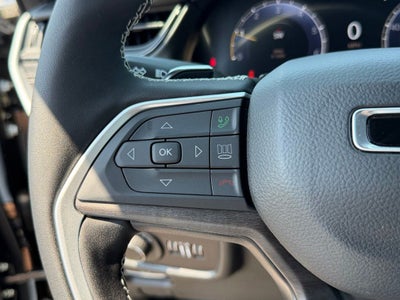 2026 Jeep Grand Cherokee GRAND CHEROKEE L LAREDO ALTITUDE 4X4