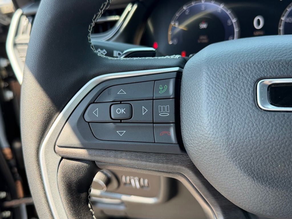 2026 Jeep Grand Cherokee GRAND CHEROKEE L LAREDO ALTITUDE 4X4