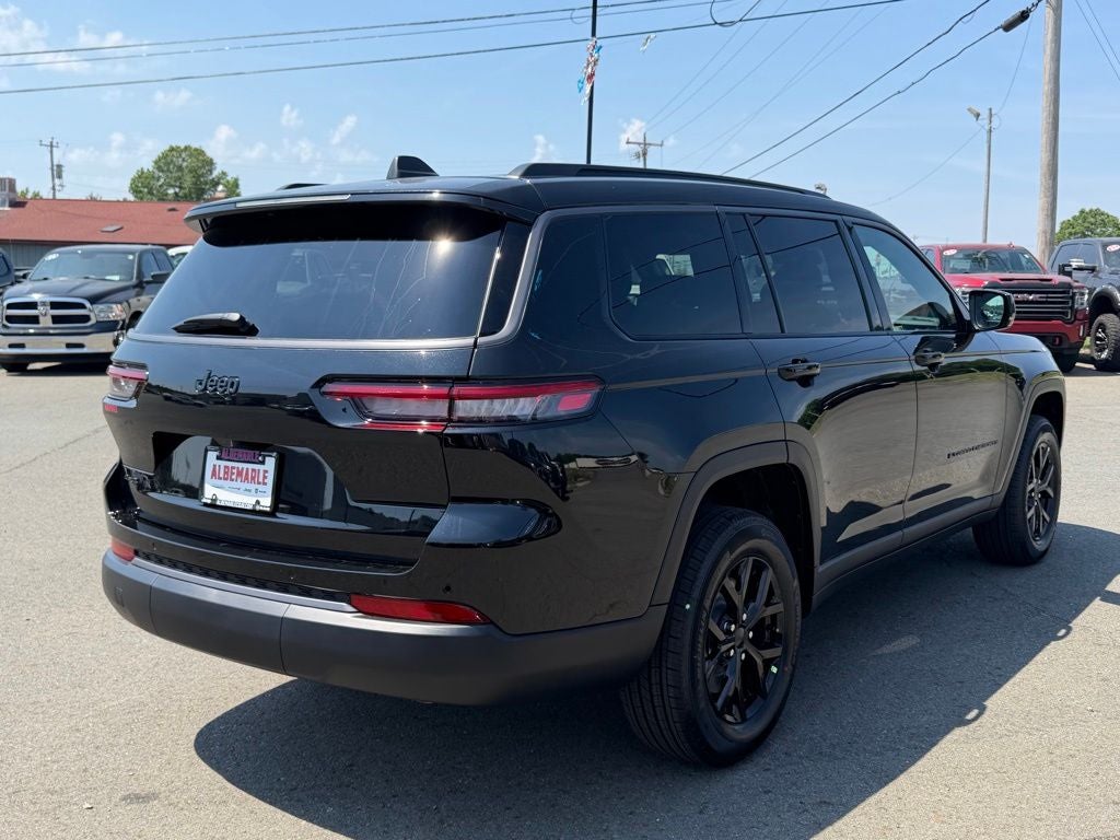 2026 Jeep Grand Cherokee GRAND CHEROKEE L LAREDO ALTITUDE 4X4