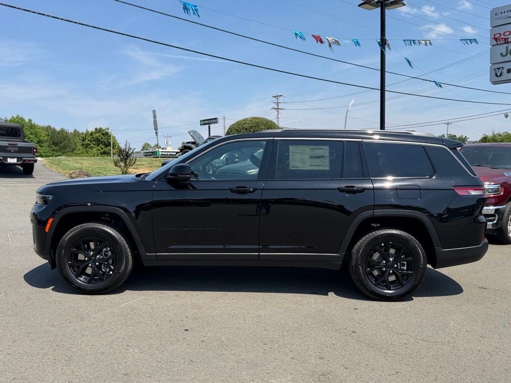 2026 Jeep Grand Cherokee GRAND CHEROKEE L LAREDO ALTITUDE 4X4