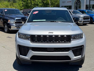2026 Jeep Grand Cherokee GRAND CHEROKEE L LAREDO ALTITUDE 4X4