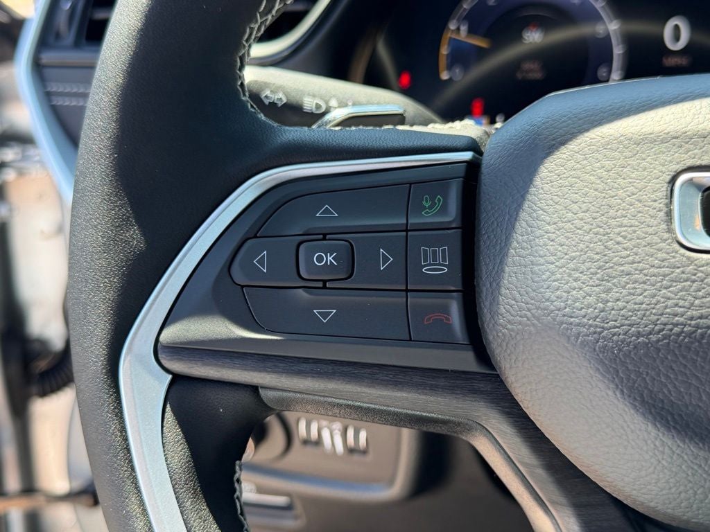 2026 Jeep Grand Cherokee GRAND CHEROKEE L LAREDO ALTITUDE 4X4