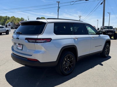 2026 Jeep Grand Cherokee GRAND CHEROKEE L LAREDO ALTITUDE 4X4