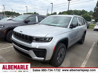 2026 Jeep Grand Cherokee GRAND CHEROKEE L LAREDO ALTITUDE 4X4
