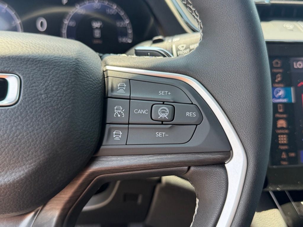 2026 Jeep Grand Cherokee GRAND CHEROKEE L LIMITED RESERVE 4X4