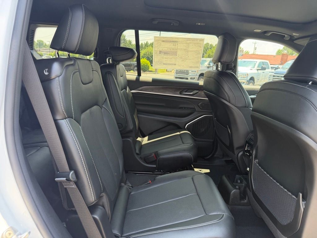2026 Jeep Grand Cherokee GRAND CHEROKEE L LIMITED RESERVE 4X4