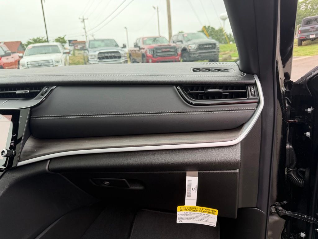 2026 Jeep Grand Cherokee GRAND CHEROKEE L LIMITED RESERVE 4X4
