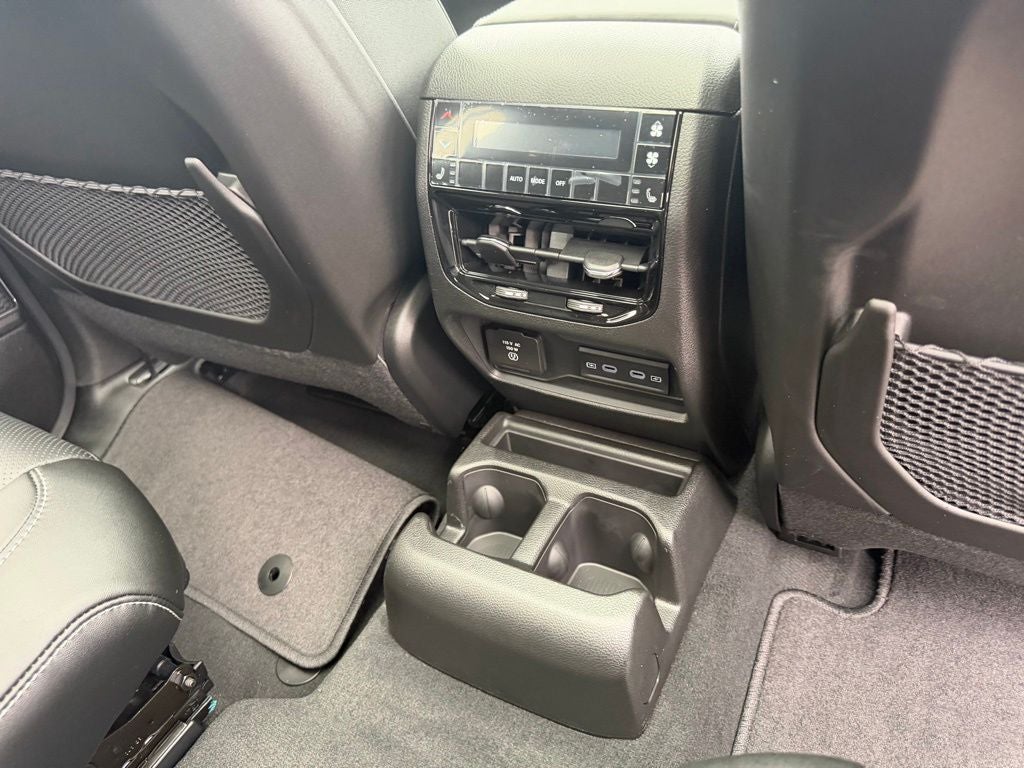2026 Jeep Grand Cherokee GRAND CHEROKEE L LIMITED RESERVE 4X4