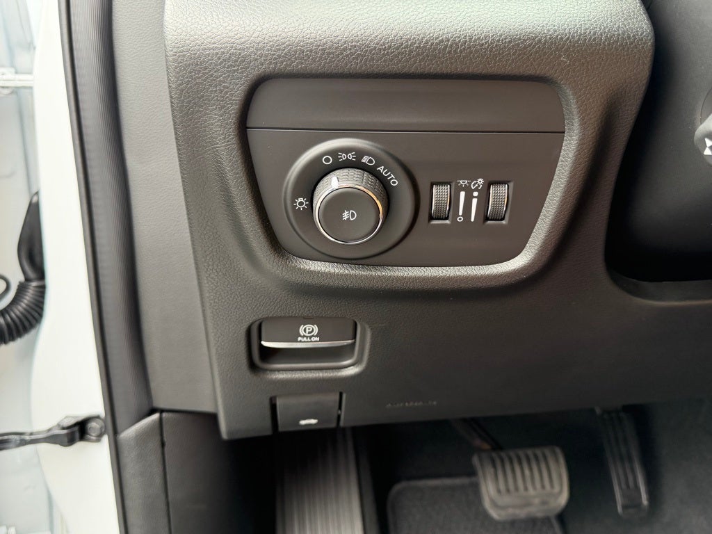 2025 Jeep Grand Cherokee GRAND CHEROKEE L SUMMIT 4X4