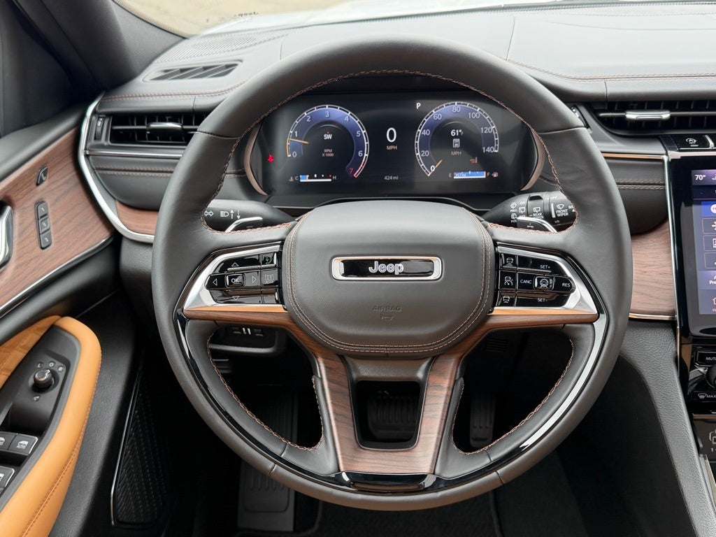 2025 Jeep Grand Cherokee GRAND CHEROKEE L SUMMIT 4X4