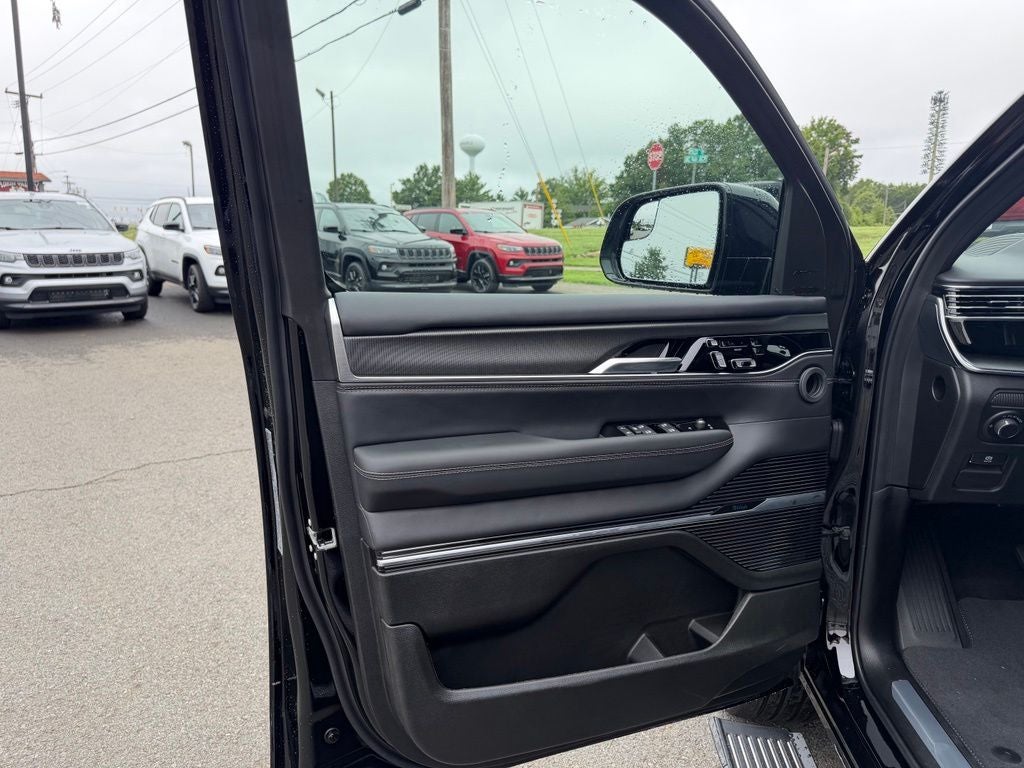2026 Jeep Grand Wagoneer GRAND WAGONEER SUMMIT OBSIDIAN 4X4