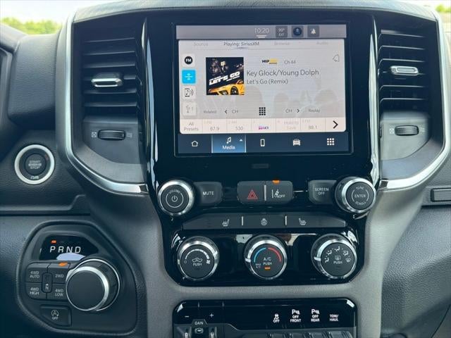 2025 RAM Ram 1500 RAM 1500 BIG HORN CREW CAB 4X4 5'7' BOX