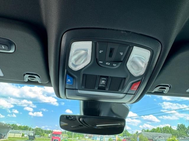 2025 RAM Ram 1500 RAM 1500 BIG HORN CREW CAB 4X4 5'7' BOX