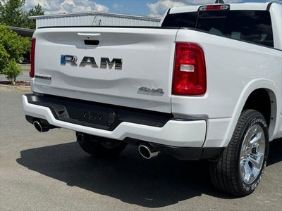 2025 RAM Ram 1500 RAM 1500 BIG HORN CREW CAB 4X4 5'7' BOX