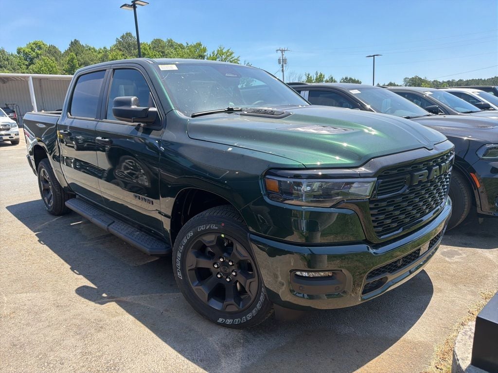 2026 RAM Ram 1500 RAM 1500 EXPRESS CREW CAB 4X4 5'7' BOX