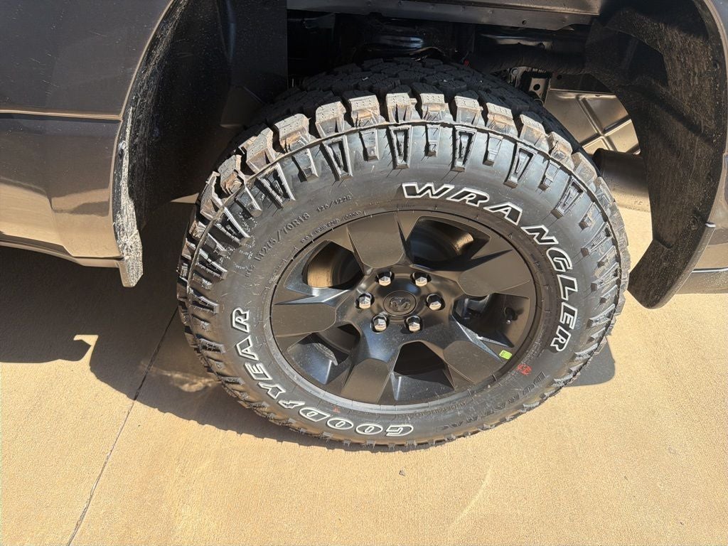 2026 RAM Ram 1500 RAM 1500 WARLOCK CREW CAB 4X4 5'7' BOX