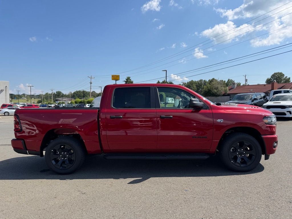 2026 RAM Ram 1500 RAM 1500 EXPRESS CREW CAB 4X4 5'7' BOX