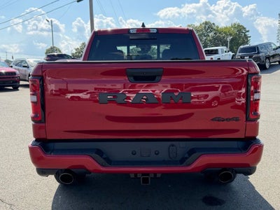 2026 RAM Ram 1500 RAM 1500 EXPRESS CREW CAB 4X4 5'7' BOX