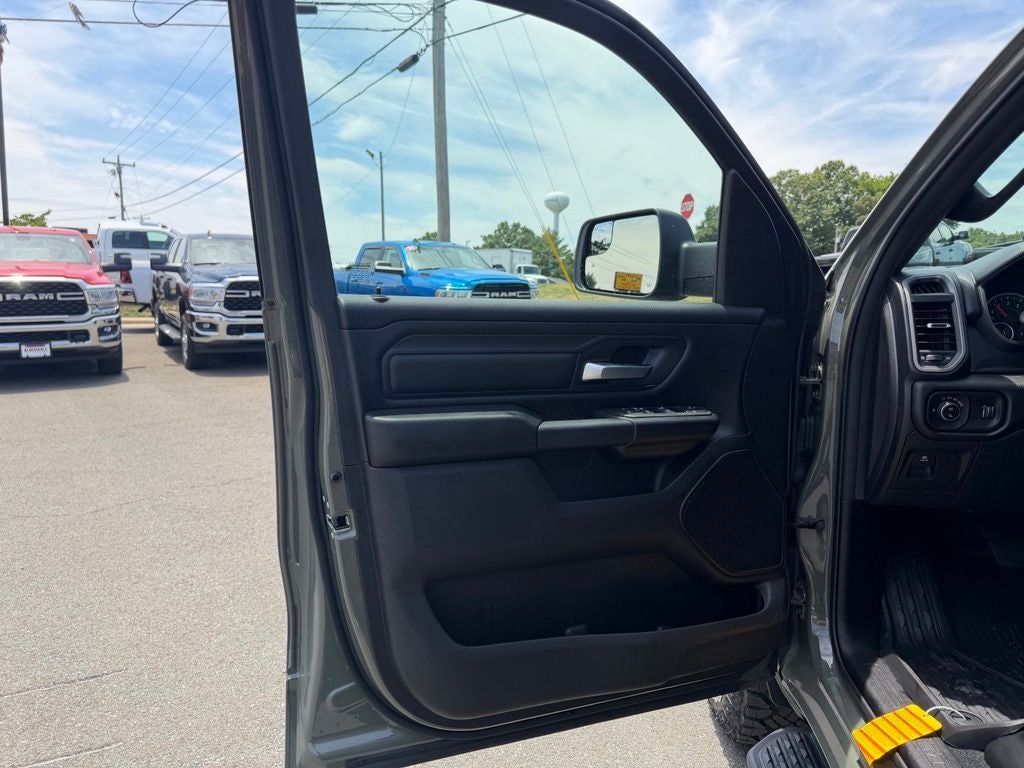 2026 RAM Ram 1500 RAM 1500 WARLOCK CREW CAB 4X4 5'7' BOX