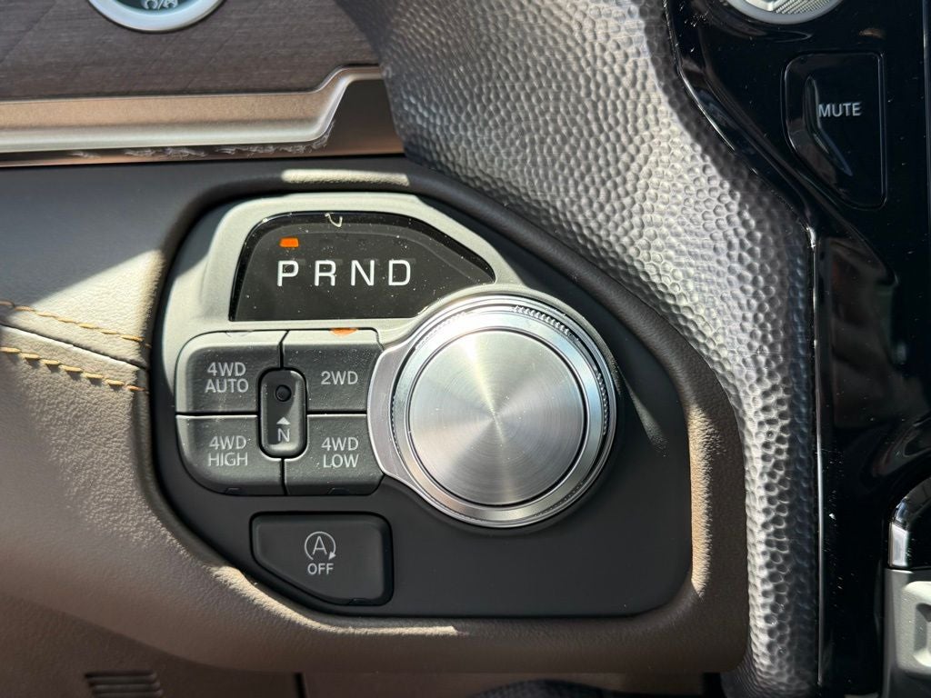 2026 RAM Ram 1500 RAM 1500 LIMITED LONGHORN CREW CAB 4X4 5'7' BOX