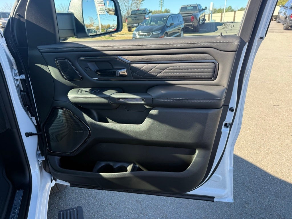 2026 RAM Ram 1500 RAM 1500 LIMITED CREW CAB 4X4 5'7' BOX