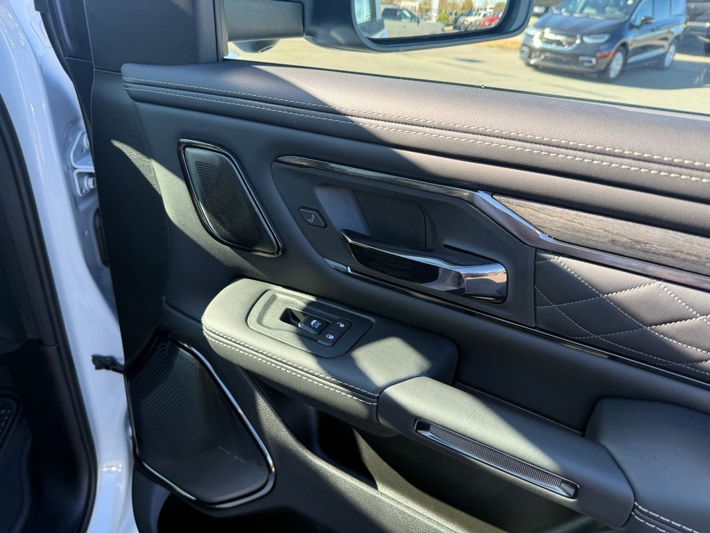 2026 RAM Ram 1500 RAM 1500 LIMITED CREW CAB 4X4 5'7' BOX