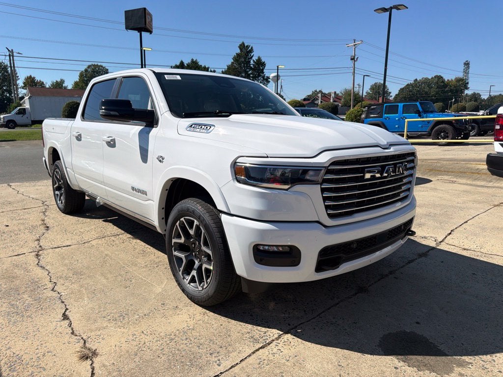 2027 RAM Ram 1500 RAM 1500 LARAMIE CREW CAB 4X4 5'7' BOX