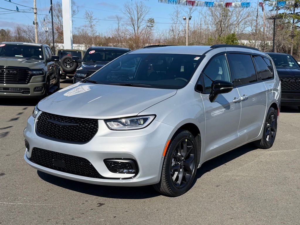 2026 Chrysler Pacifica PACIFICA SELECT