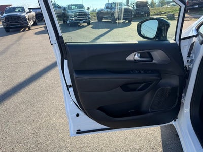 2026 Chrysler Voyager VOYAGER LX